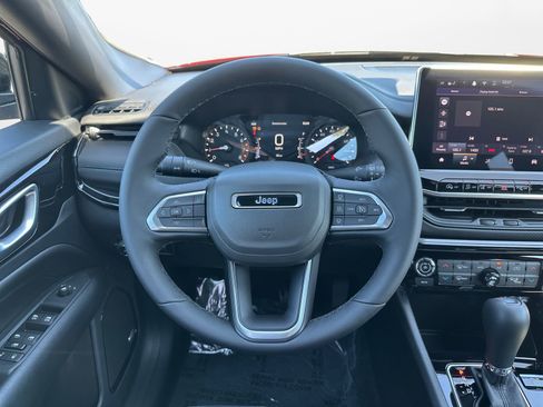 New 2025 Jeep Compass Limited w/ Sun & Sound Group AWD/4WD image 15