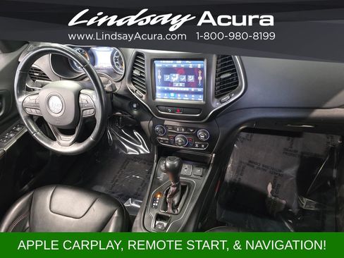 Used 2019 Jeep Cherokee Trailhawk w/ Cold Weather Group AWD/4WD image 12