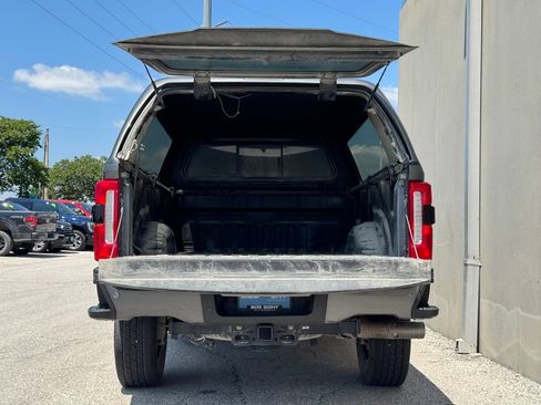 Used 2024 Ford F350 Lariat w/ Black Appearance Package AWD/4WD image 35
