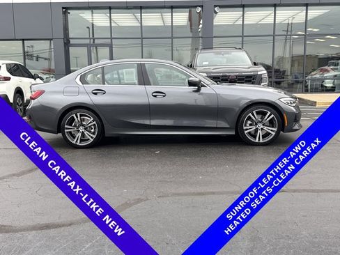 Used 2022 BMW 330i xDrive Sedan w/ Driving Assistance Package image 2