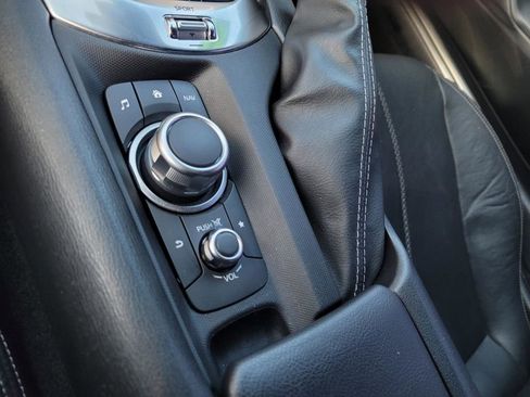 Used 2021 MAZDA MX-5 Miata RF Grand Touring image 31
