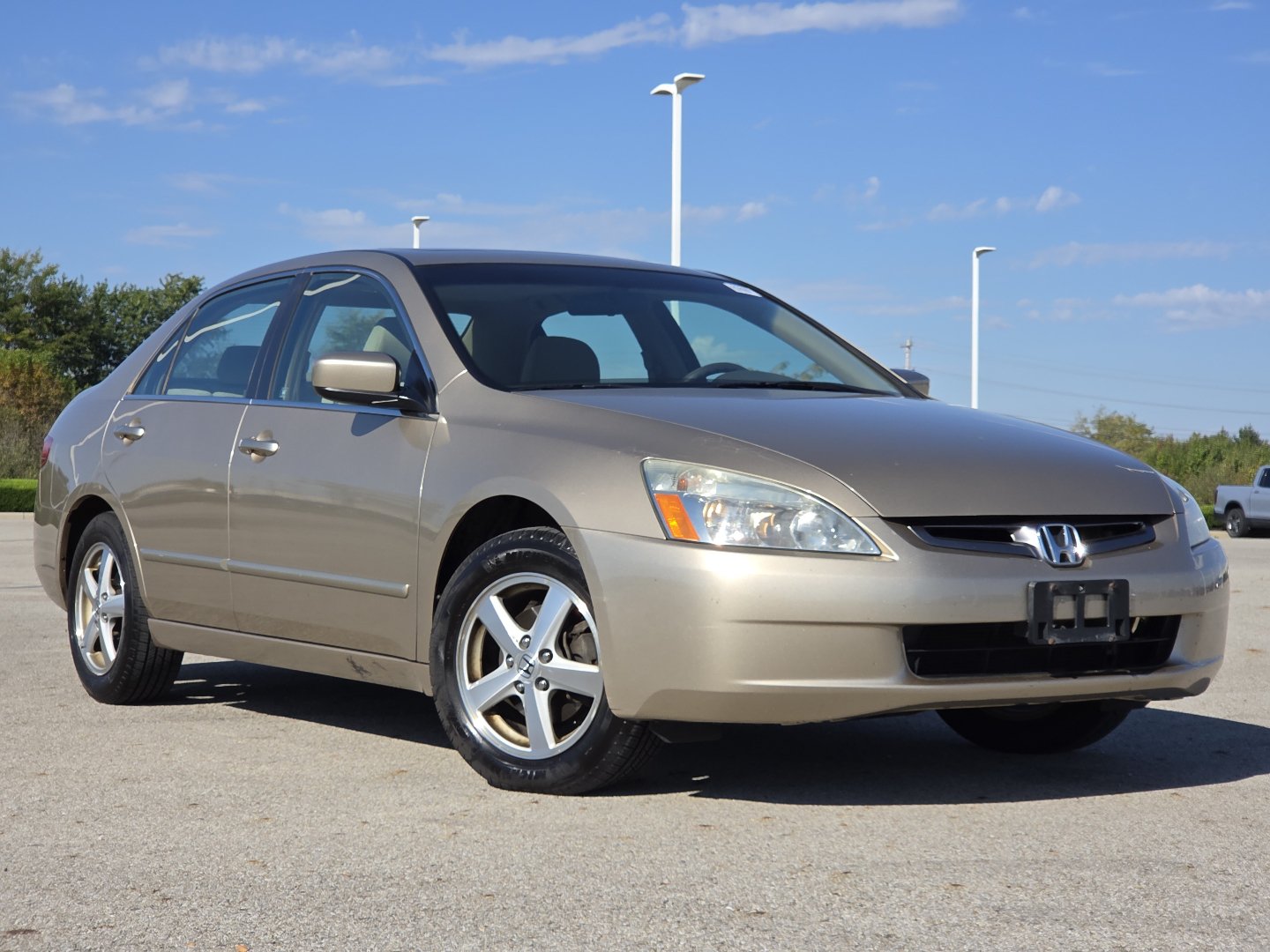 Used 2005 Honda Accord EX image 2
