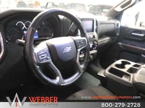 Used 2022 Chevrolet Silverado 1500 RST image 12