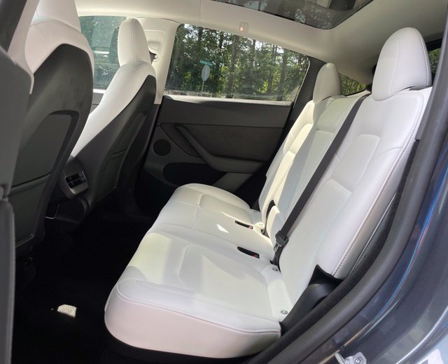 Used 2023 Tesla Model Y Performance AWD/4WD image 15