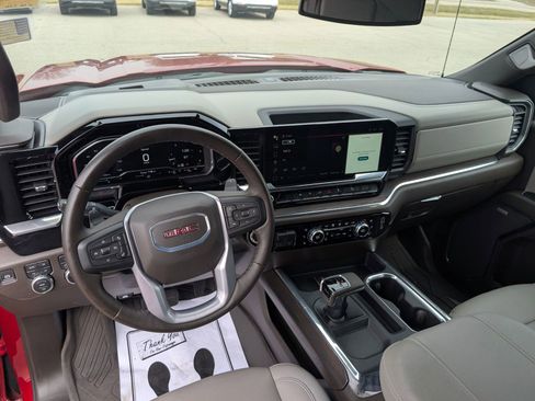Used 2024 GMC Sierra 1500 SLT w/ SLT Convenience Package image 14