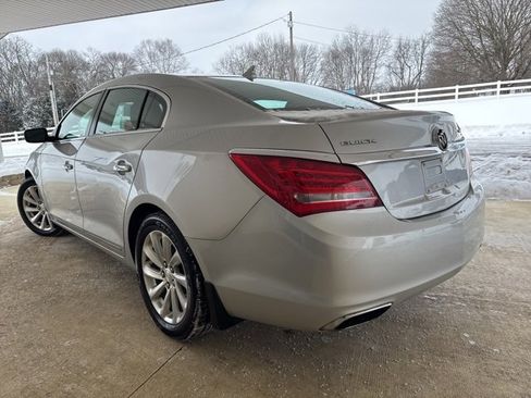 Used 2014 Buick LaCrosse Base image 9