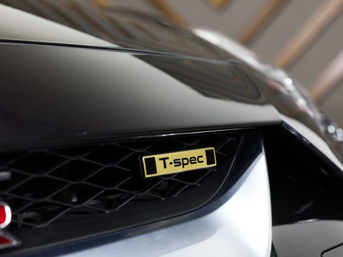 Used 2021 Nissan GT-R Premium AWD/4WD image 73