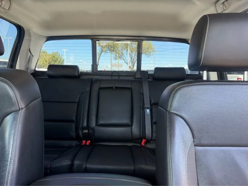 Used 2017 Chevrolet Silverado 1500 LTZ w/ Texas Edition AWD/4WD image 29