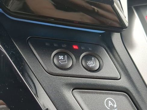 Used 2023 Honda Odyssey Elite image 23