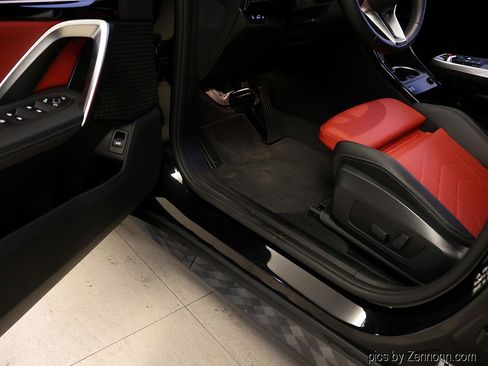 Certified 2025 BMW X2 xDrive28i image 27