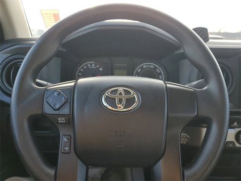 Used 2017 Toyota Tacoma SR w/ Tow Package image 21