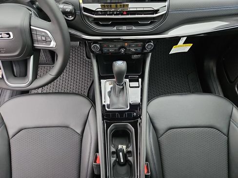 New 2026 Jeep Compass Latitude AWD/4WD image 27