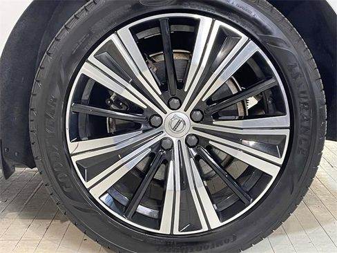Used 2022 Volvo XC60 T8 Inscription w/ Advanced Package image 14