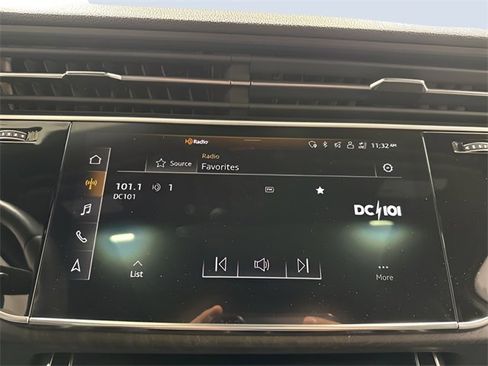 Used 2023 Audi Q7 3.0T Prestige image 22