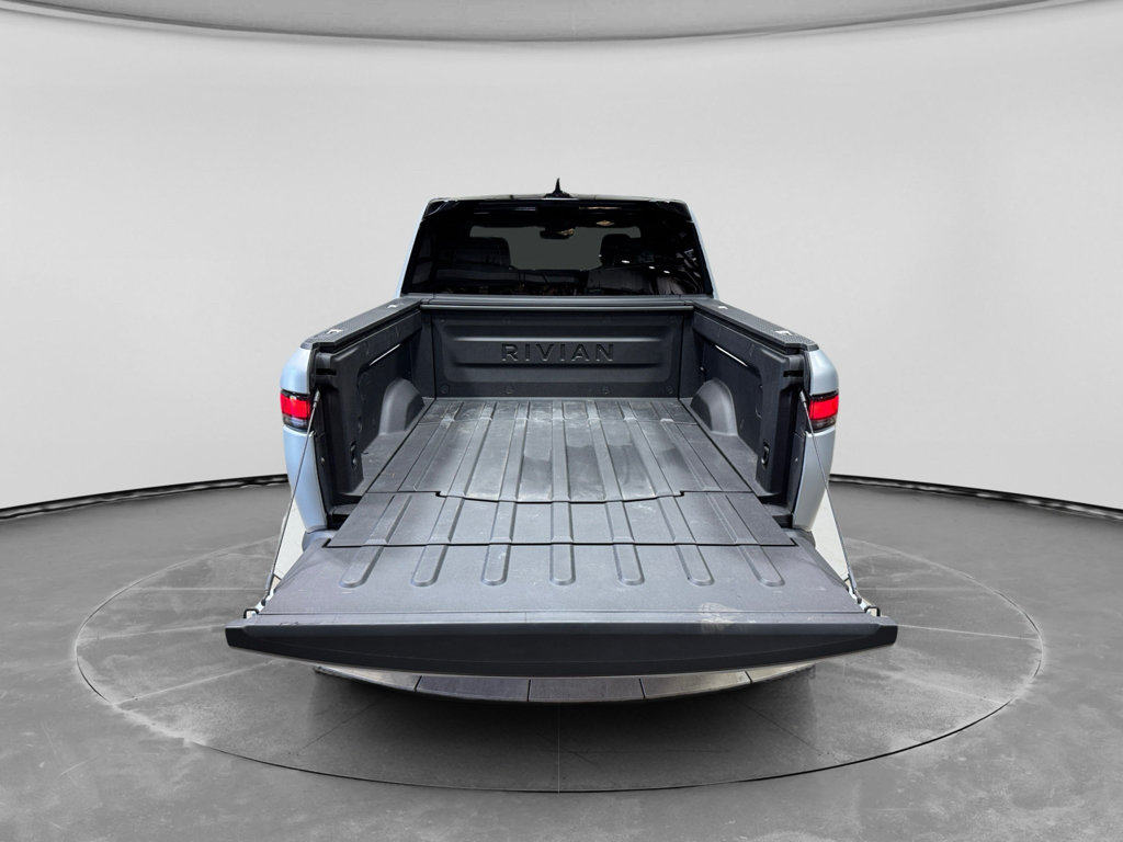 Used 2024 Rivian R1T Adventure Dual AWD/4WD image 32