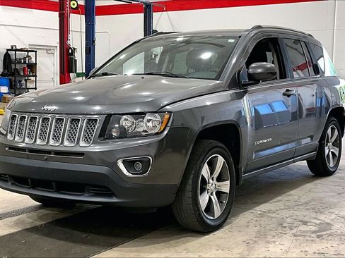 Used 2016 Jeep Compass High Altitude FWD image 34