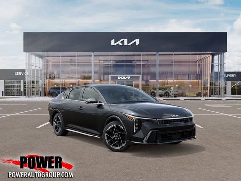 New 2026 Kia K4 GT-Line image 1