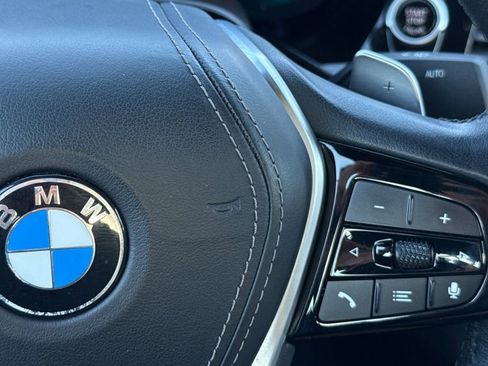 Used 2021 BMW 530i w/ Convenience Package image 27