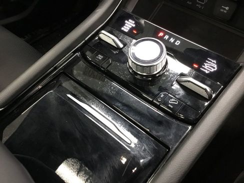 Used 2023 Jeep Grand Cherokee Summit w/ Adv Protech Group IV image 28