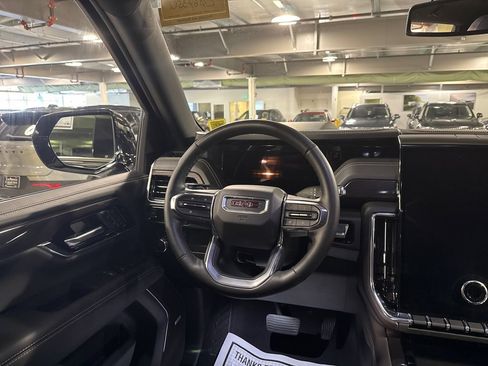Used 2025 GMC Yukon Elevation w/ LPO, Floor Liner Package AWD/4WD image 23