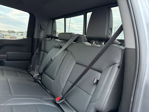 Used 2021 GMC Sierra 1500 SLT w/ SLT Premium Package image 17