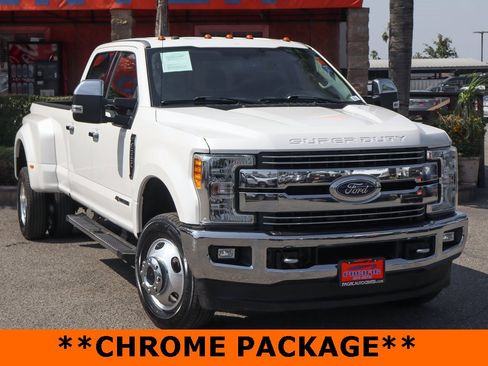 Used 2017 Ford F350 Lariat w/ Chrome Package image 2