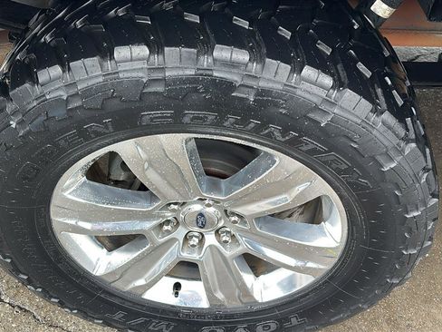 Used 2015 Ford F150 Platinum w/ FX4 Off-Road Package AWD/4WD image 11