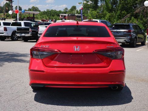 Used 2023 Honda Civic Sport image 8
