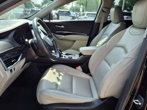 Used 2023 Cadillac XT4 Luxury FWD image 20