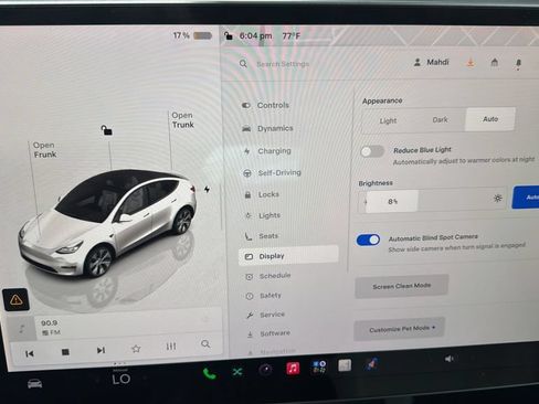 Used 2022 Tesla Model Y Long Range AWD/4WD image 40