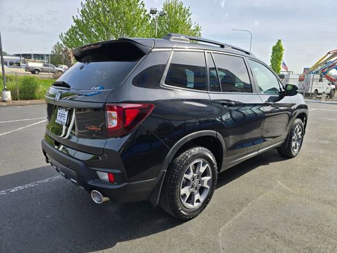 Certified 2022 Honda Passport TrailSport image 6