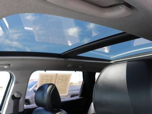 Used 2023 Hyundai Santa Fe Limited image 31