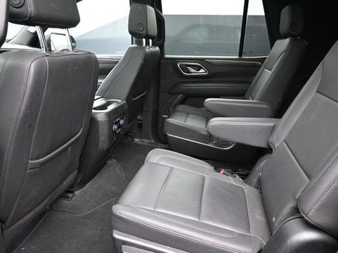 Used 2023 Chevrolet Tahoe LT w/ Luxury Package AWD/4WD image 14