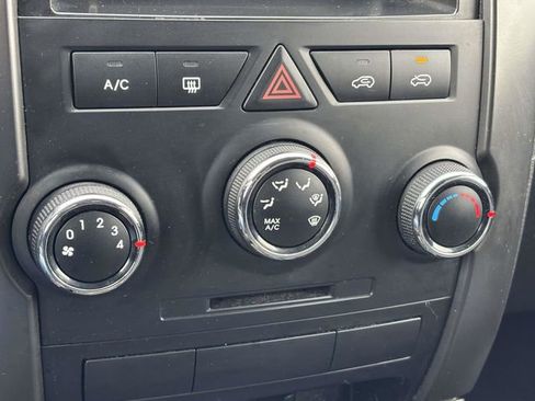 Used 2013 Kia Sorento LX image 15