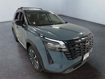 New 2026 Nissan Pathfinder Platinum