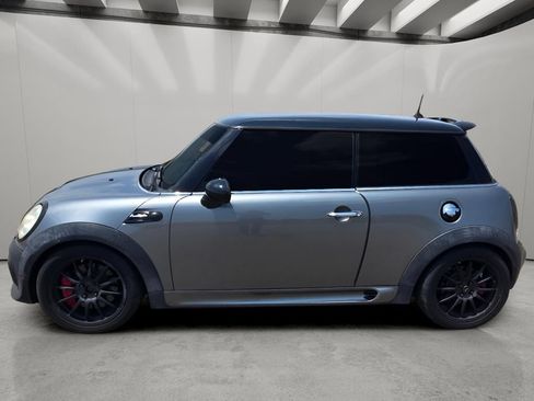Used 2009 MINI Cooper John Cooper Works FWD image 2