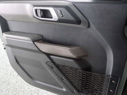 Used 2023 Ford Bronco Black Diamond AWD/4WD image 21