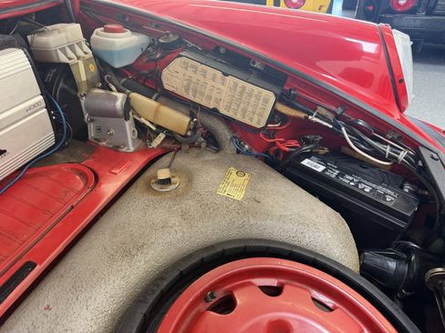Used 1988 Porsche 911 Carrera RWD image 44