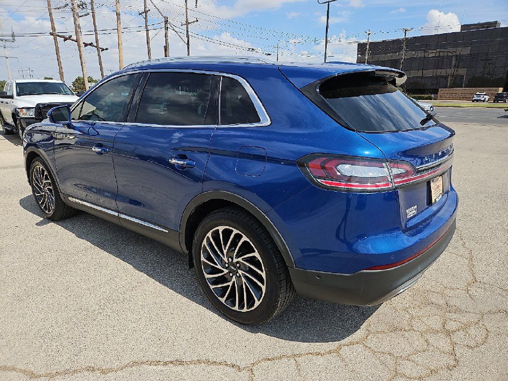 Used 2020 Lincoln Nautilus Reserve w/ Equipment Group 201A FWD image 4