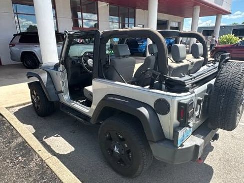 Used 2010 Jeep Wrangler Sport AWD/4WD image 7