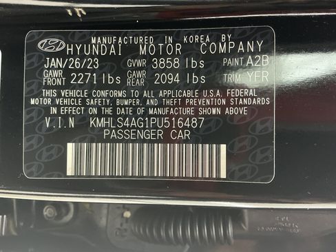 Used 2023 Hyundai Elantra SEL w/ Convenience Package image 12