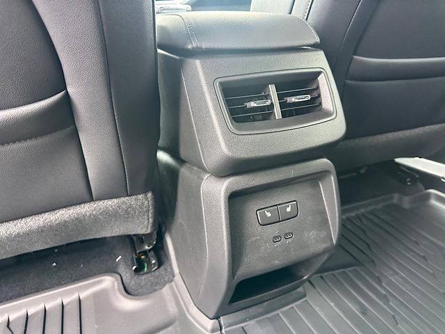 New 2025 Chevrolet Equinox EV LT w/ Convenience Package II AWD/4WD image 17