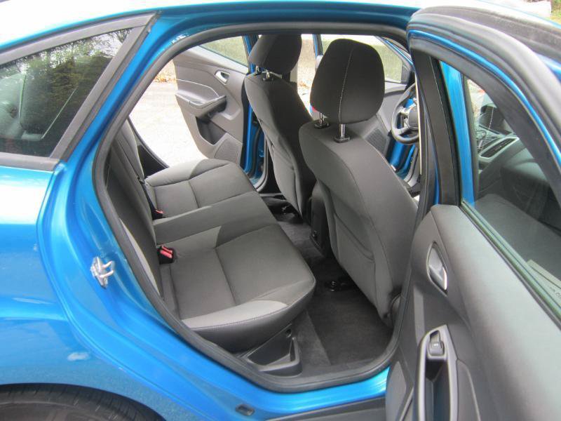 Used 2013 Ford Focus SE FWD image 8