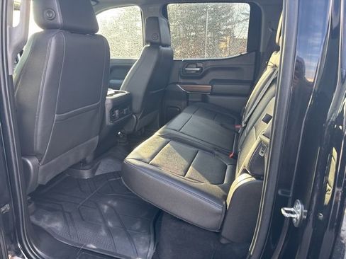 Used 2021 Chevrolet Silverado 1500 LT Trail Boss w/ Convenience Package II image 16