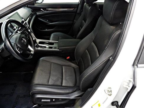 Used 2020 Honda Accord Sport image 8