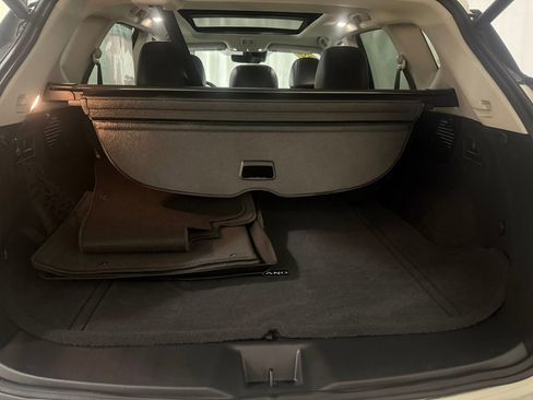 Used 2024 Nissan Murano Platinum w/ Cargo Package image 25