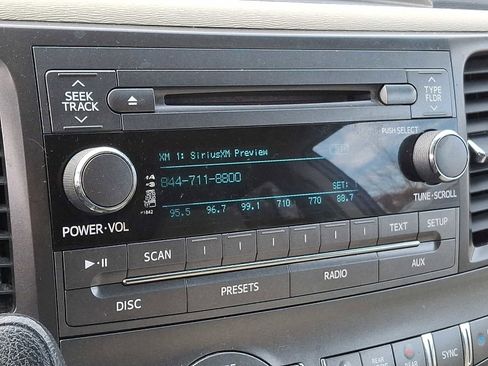 Used 2014 Toyota Sienna LE image 15