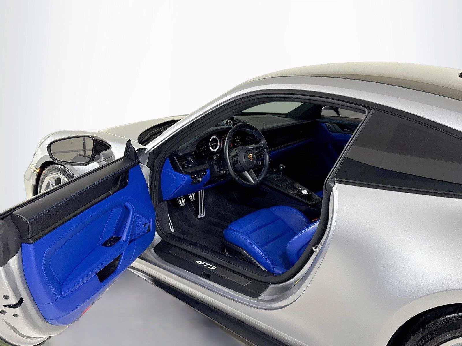 Used 2023 Porsche 911 GT3 RWD image 11