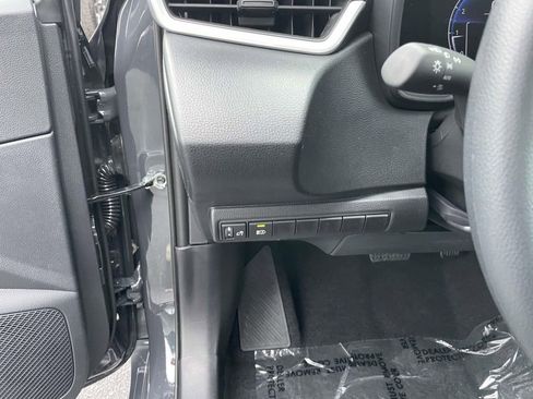 New 2026 Toyota Corolla LE image 31