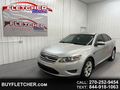 Used 2010 Ford Taurus SEL image 1